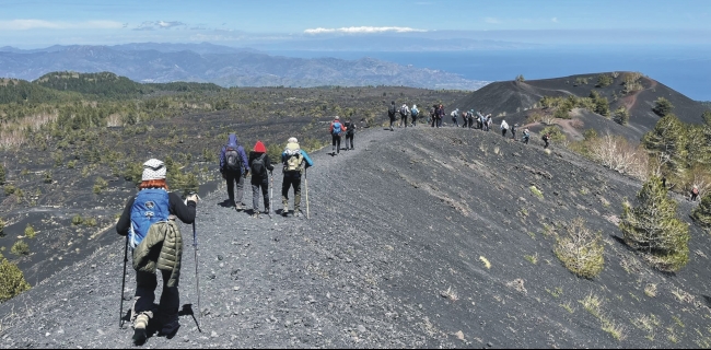 KALURA ETNA TREKKING